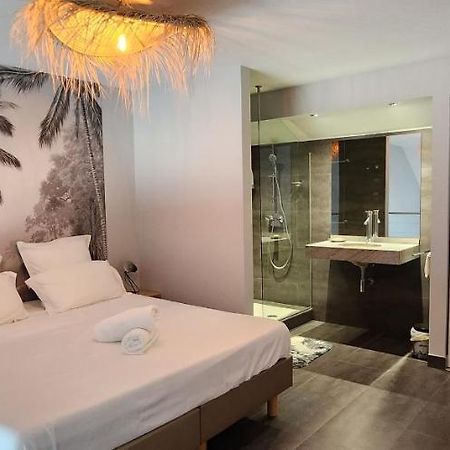 Beau Duplex Vue Mer Avec Piscine Et Acces Plage Мариго Экстерьер фото